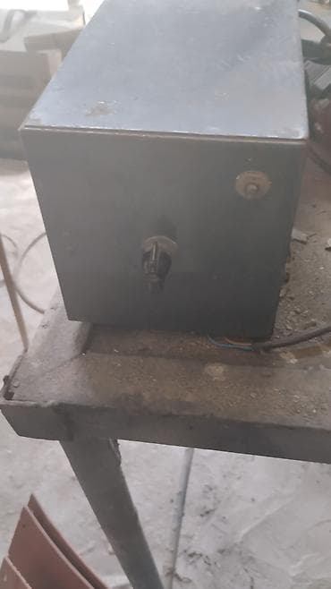 isdenmis xalca: Gərginlik stabilizatorları — 3