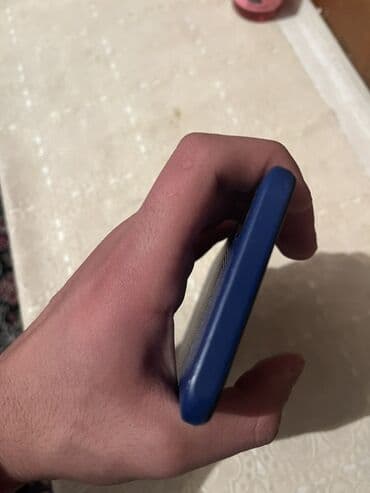 экран для телефона fly: Məhsul: Mavi rəngli Android smartfon Xüsusiyyətlər: - Ön tərəfdə — 2