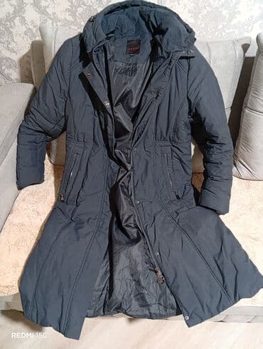 Kürklər: Deve tükünnen olan dize qeder qadın kurtkası 52 54 razmer — 1