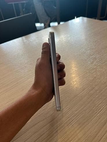 flaş: Samsung Galaxy S24+, 256 GB, rəng - Gümüşü, Face ID, Sensor, Barmaq izi — 3