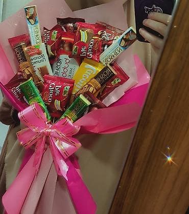 Şokolad buketi – rəngarəng hədiyyə kompozisiyası - Tərkib: müxtəlif — 2