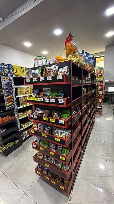 витрина: Mini-market üçün avadanlıq və dolu mal assortimenti Təsvir: - Süd və — 9
