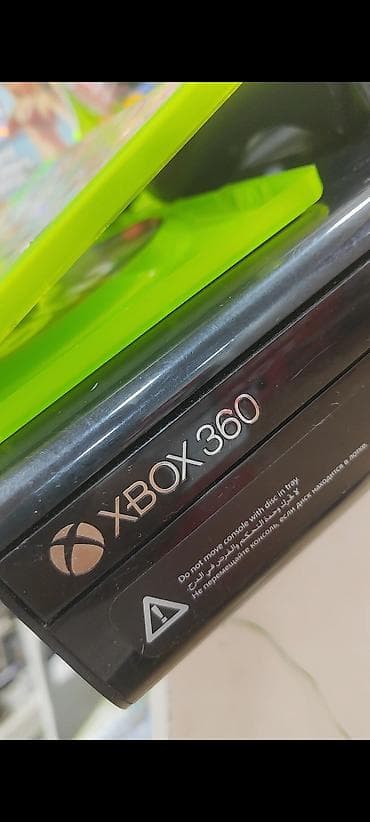 Video oyunlar və konsollar: Xbox 360 iki pult 5 oyun disk və 7 oyun icinde yazılı ela — 1