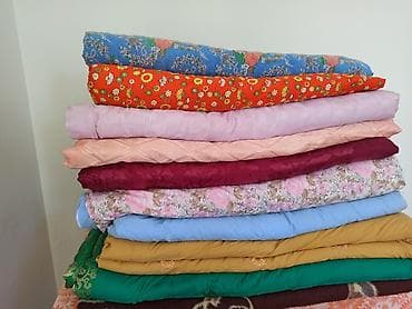 ədyallar instagram: Yorğanlar və döşəklər satılır. Təmiz və səliqəli. Yorğan biri 30 AZN — 1
