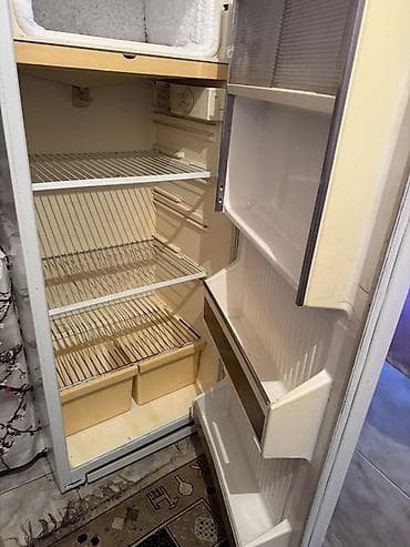 tel nomreleri: Bir kameralı məişət soyuducusu - Yuxarıda ayrıca dondurucu bölmə — 1