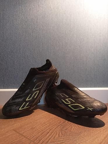 Butslar: Butslar Adidas, Ölçü: 39, İşlənmiş — 2