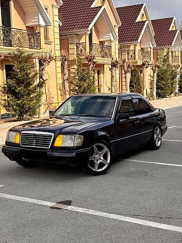 bmw e46 disk: Mercedes-Benz W124: 2 l | 1993 il Sedan — 4