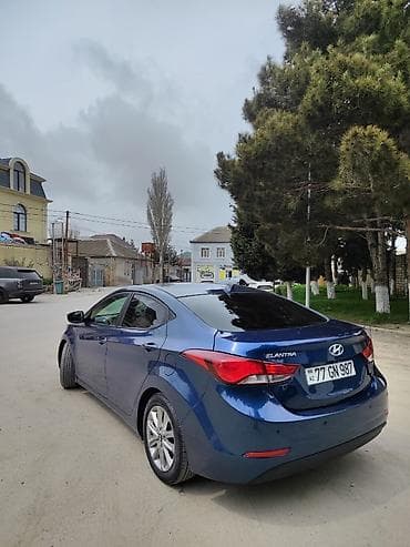 uaz satisi: Hyundai Elantra: 1.8 l | 2015 il Sedan — 10