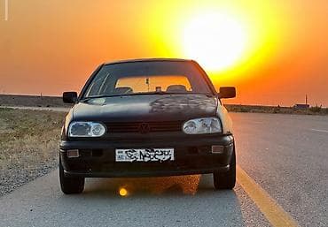 keys sat: Volkswagen Golf: 1.8 l | 1997 il Hetçbek — 2