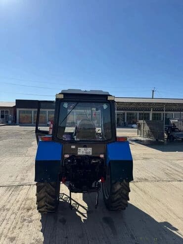 Yağlar və avtokimyəvi maddələr: Belarus 82.1 traktor – universal kənd təsərrüfatı və kommunal işlər — 2