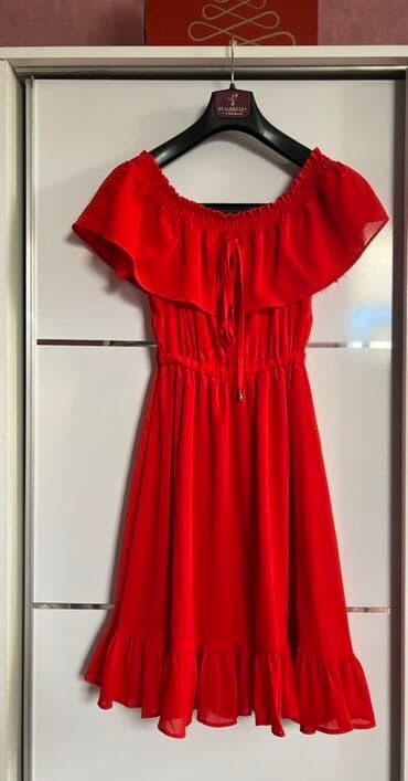 L və M bədən geyinə bilər bel hissəsi dartılandır, yaxşı vəziyyətdədir