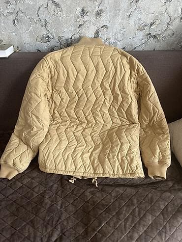 kurtka modelleri: Bej rəngli quilted yüngül kurtka - Model: önü tam fermerli - — 3