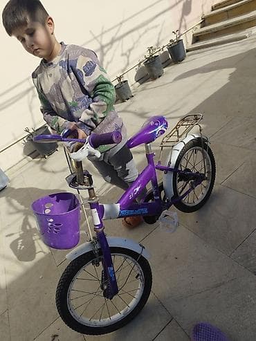 Uşaq geyimi və ayaqqabıları: Uşaq velosipedləri paketi Nevelerim xarice getdiyi ucun satiram Her — 1