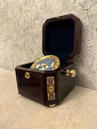 Ev saatları: Masaüstü saatlar, Mexaniki — 3