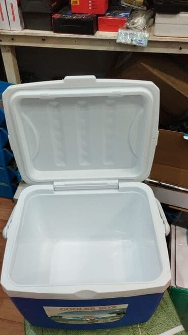 soyuducu termos: Yeni̇ soyuducu termos həcmləri və qiymətləri aşağidaki kimidir 5 litr — 4