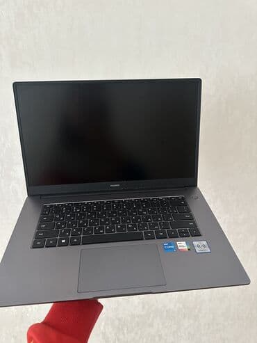 Apple MacBook: Intel Core i5, 15.6 " — 1