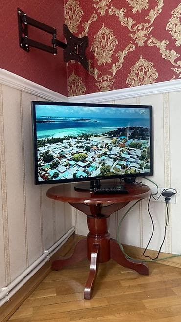 samsung uhd 125 cm: Samsung LED TV – təxminən 40–43 düym ekran - Marka/model: Samsung — 5