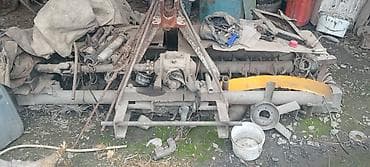 renault ehtiyat hisseleri: Traktor üçün aqreqatlar dəsti - Asma frez kultivator: arxa asqıya — 1