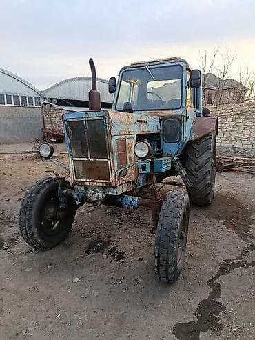 maşınlar satışı: Traktor MTZ tipli (klassik sovet modeli) - Korpus: metal, ön radiator — 1