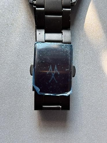 elektron saatlar ucuz qiymete: Yeni, Qol saatı, rəng - Qara — 3