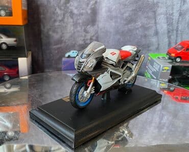 maşın modeli: Коллекционная модель Aprilia RSV 1000R White Red 2006 Maisto Scale — 9
