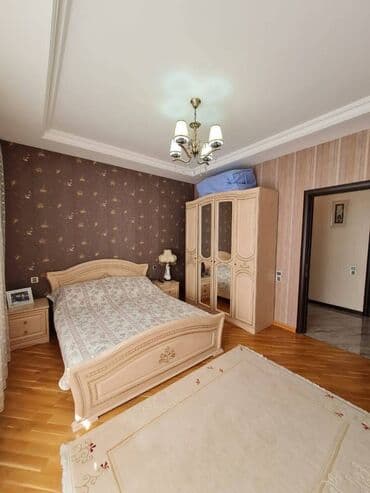 ist petrol tbilisi prospekti: 3 otaqlı, Yeni tikili, m. Xalqlar Dostluğu, 128 kv. m — 2