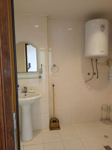 yeni gunəşlidə 1 otaqlı evlər: Binəqədi rayonu,9 mkr,Su Sonası şadlıq sarayının yanında,16 — 4