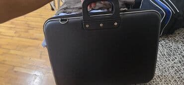 Noutbuklar üçün adapterlər: Yenidir,istifadə edilməyib. Notebook üçün aldım ölçü böyük olduğu üçün — 4