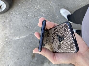 irshad telecom iphone 7: IPhone 7, 32 GB, Qara, Barmaq izi — 5