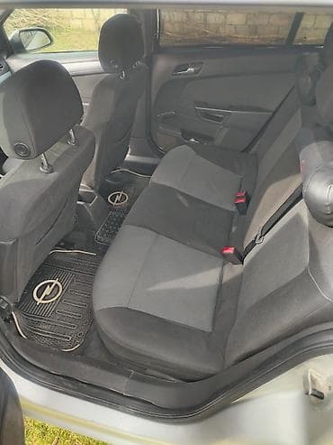 Opel Astra: 1.4 l | 2005 il 462033 km Universal — 5