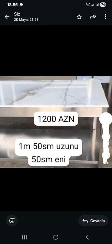 - Paslanmayan poladdan iş masası, üstü mərmər naxışlı səthlə. Ölçülər — 1