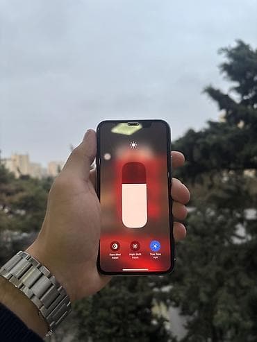pocox3 pro: IPhone 11 Pro, 64 GB, Ağ, Simsiz şarj, Face ID — 3