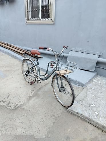 Şəhər velosipedləri: Salam velo cəmi 1-2 dəfə sürulub 26 ölçü Elə bil tep tezedi Həm — 4