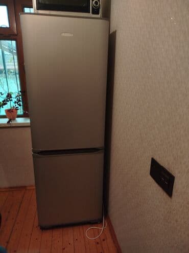 Separatorlar: İki kameralı soyuducu - Rəng: metalik boz - Alt hissədə dondurucu — 4