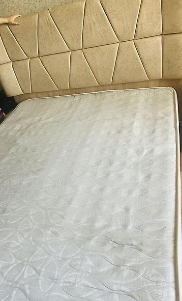 İşlənmiş, İkinəfərlik çarpayı, Matras ilə, Siyirməsiz