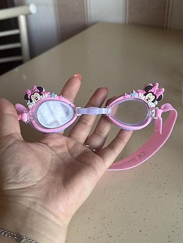 Uşaq üzgüçülük eynəyi – Minnie Mouse dizaynlı, çəhrayı rəngdə.usaq