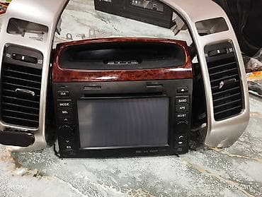 Toyota Land Cruiser Prado üçün multimedia başlıq (inteqrə edilmiş ön