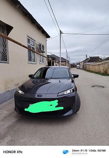 audi oturacaqlar: Satilir yenden secilmir Changan Qiyuan A05 – hibrid sedan Xarici — 1