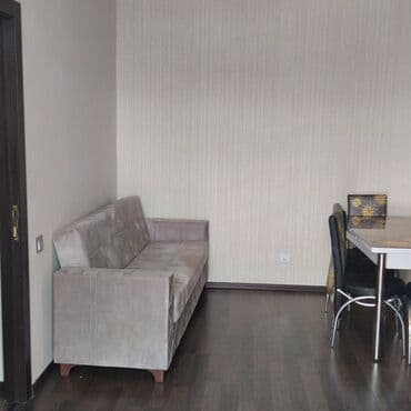 студия квартира: Kirayə üçün studio tipli mənzil.Gəncədə GDU min 2 ci korpusuna — 9