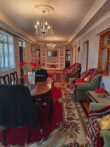 hovsanda heyet evler: Həyətyanı fərdi yaşayış evi - Geniş bağlı həyət: daşla döşənmiş — 6