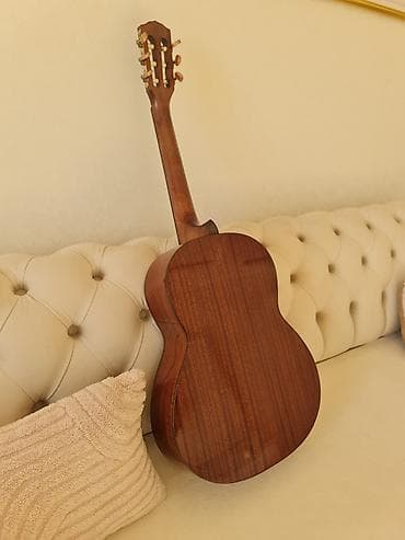 gitara simləri: Klassik gitara, Fender, İşlənmiş, Ünvandan götürmə — 5