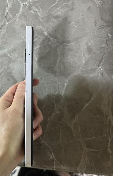 guclu wifi modem: Smartfon - Rəng: Ağ çərçivə, qara ön panel - Düz, kənarları iti — 3