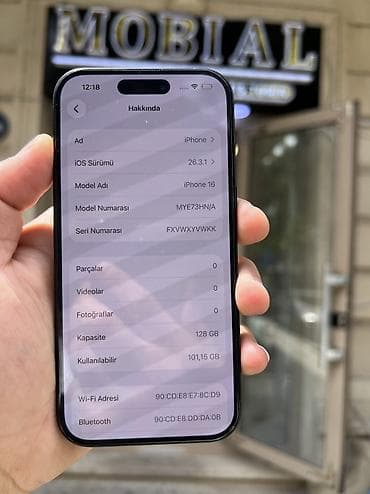 iphone s16: IPhone 16, 128 GB, Black Titanium, Zəmanət, Simsiz şarj, Face ID — 3