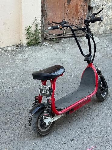 vaz 2107 abilsofka: Skuter. Çin istehsali olan Soufly markali. Akkumulyator və təkərlər — 3