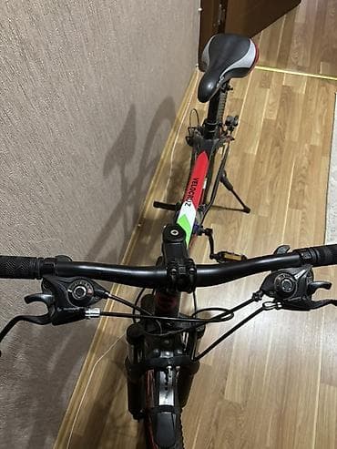 velasipedlər: Velocruz dağ velosipedi İki il qabaq alınıb, bir sezon sürülüb. Sepini — 3