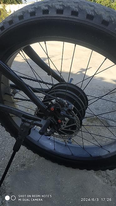 cube 29: İşlənmiş Elektrik velosipedi 29", sürətlərin sayı: 32, 350-500 Vt, Ünvandan götürmə — 3