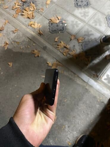 iphone 8 pro: Samsung Galaxy A01, rəng - Qara, Qırıq — 6