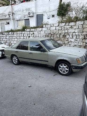 04 sat: Mercedes-Benz W124: 2.3 l | Sedan — 3
