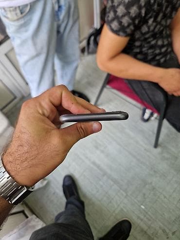 canon mark ii: IPhone 11, 128 ГБ, Black Titanium, Face ID — 3