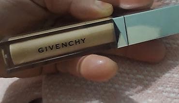 elf bar topdan satis: Konsiler, Givenchy, Yeni, Ünvandan götürmə — 6